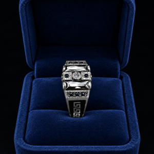 HYH Jewelry – Clear Zircon Blue Sapphire Greek Key Silver Ring in 925 Sterling Silver