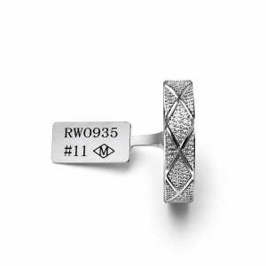 HYH Jewelry – Men's Diamond Cross-Hatch Textured Silver Ring (RW0935)