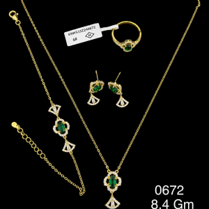 HYH Jewelry – Oval Emerald Green Zircon Fan Drop Gold-Plated Jewelry Set (Necklace, Bracelet, Earrings & Ring)